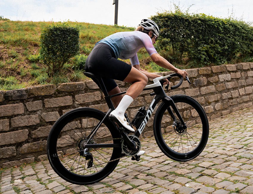 BMC Road Racing Bikes | Teammachine R – BMC Switzerland AG